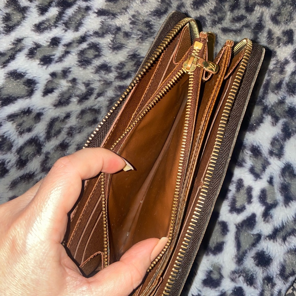 Louis Vuitton Brown and Gold Monogram Zipper Wallet - Picture 10 of 13